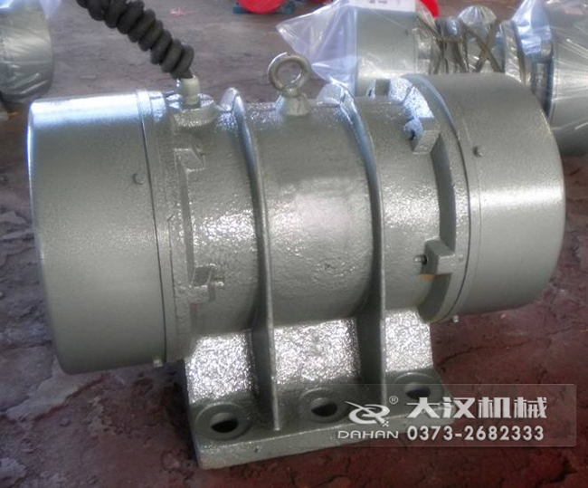 VB振動電機(jī)是靠偏心塊的振動而造成的，振動源所以偏心塊的角度和大小是比較重要的。